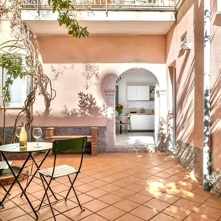Ottaviano House *